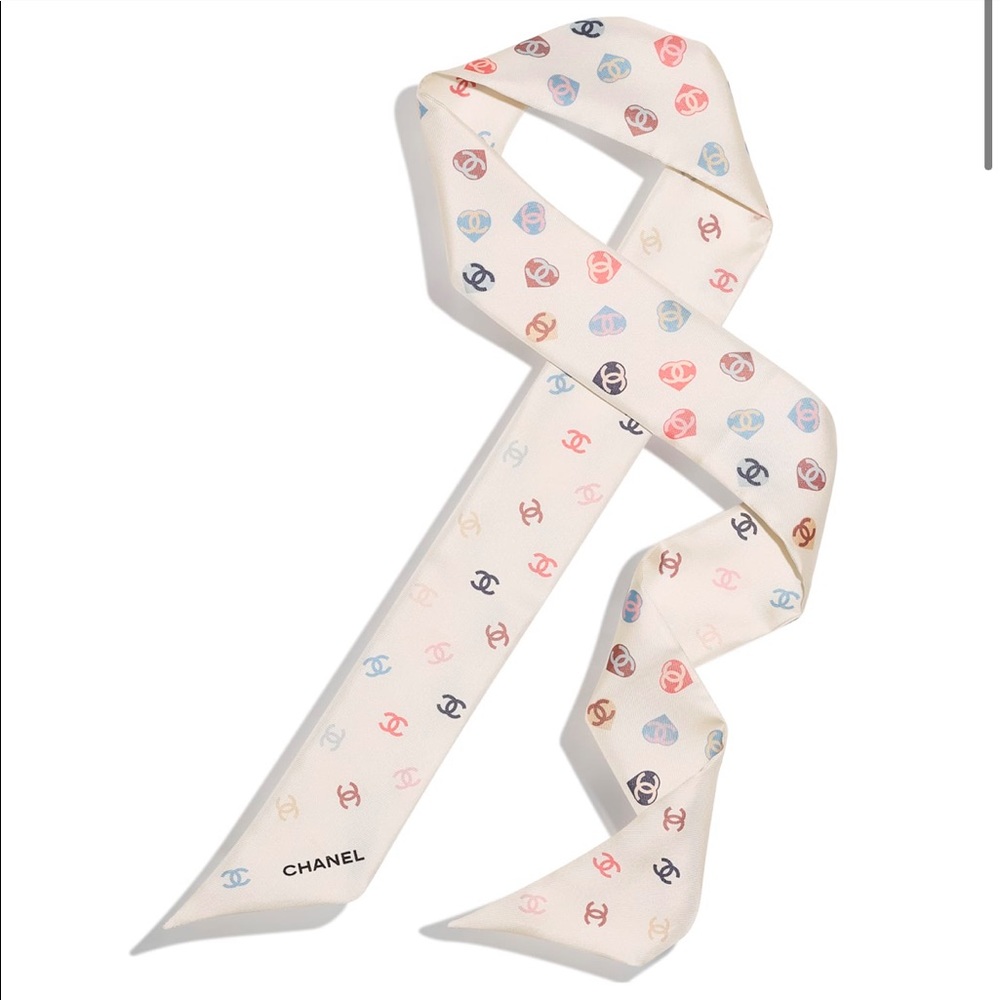CHANEL - 21P heart bandeau (ivory)